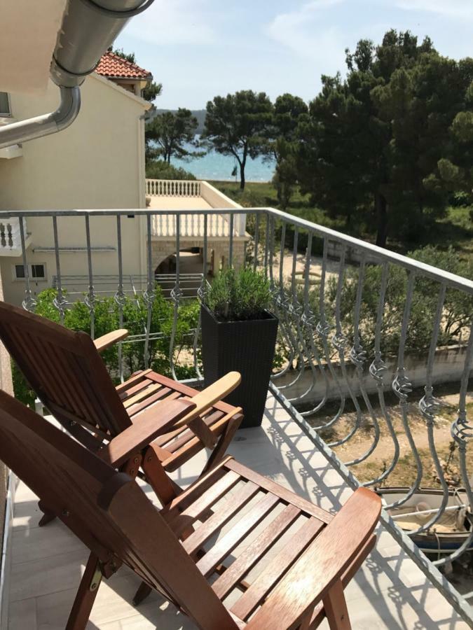 Relaxing Whole Top Floor Apartment By The Sea Žaborić Zewnętrze zdjęcie