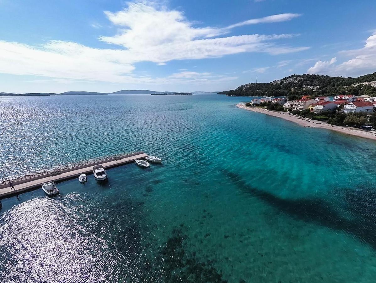 Relaxing Whole Top Floor Apartment By The Sea Žaborić Zewnętrze zdjęcie